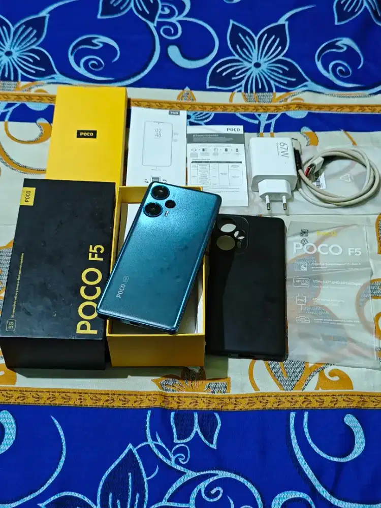 Poco F5 5G 12/256GB Fullset Mulus