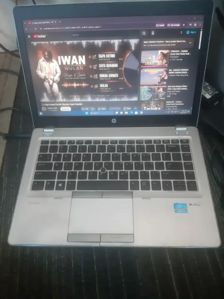 Laptop window 10
