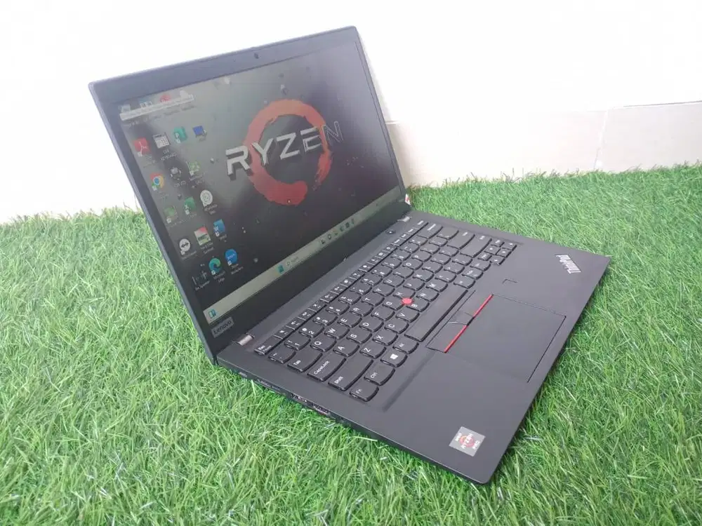 Lenovo Thinkpad T495s Amd Ryzen 5 PRO 3500U