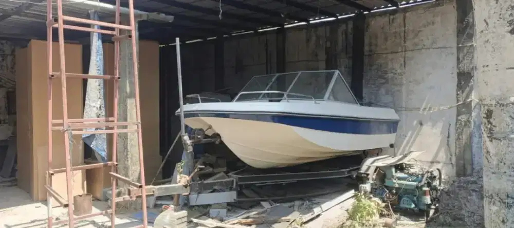 Cobalt 18 Tri Hull
