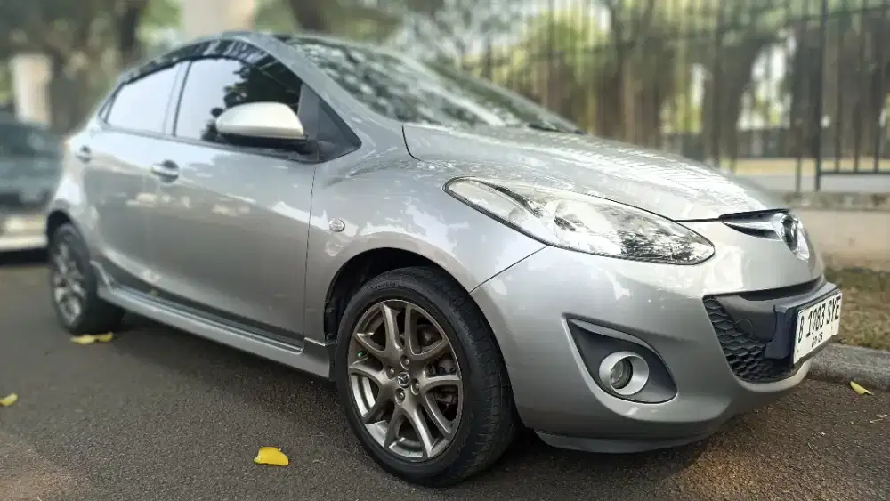 MAZDA 2 AT SPORTY SIAP PAKAI