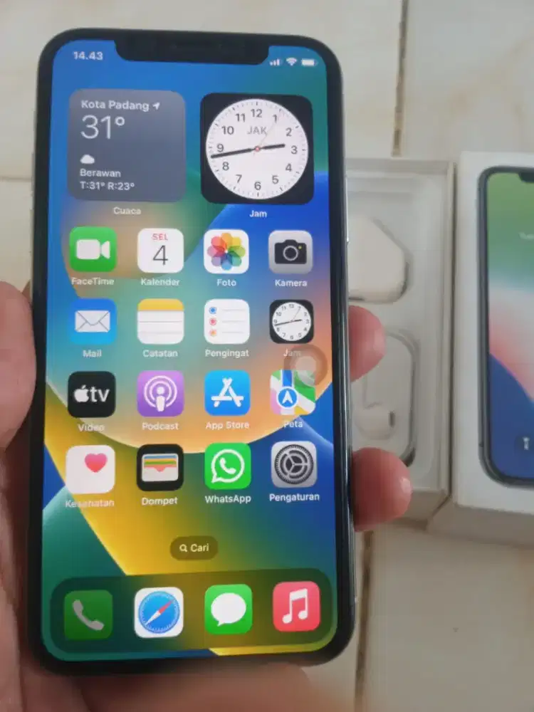 Iphone X 256 Gb Fullset jaringan permanen.