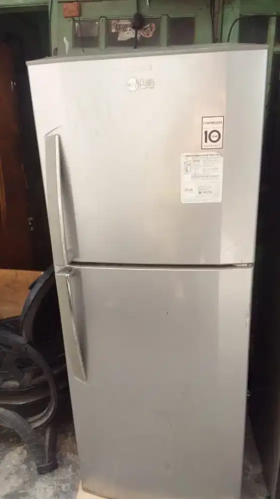 Kulkas 2 pintu LG Original GRATIS ANTAR