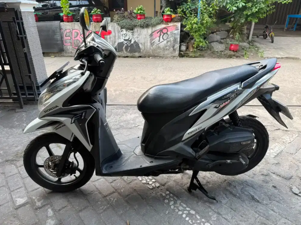 Honda Vario THN 2014 plat E Cirebon
