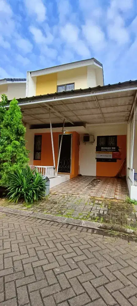 Disewakan Rumah siap huni 2 Lantai, full renovasi dan Semi Furnished