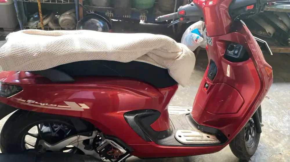 Stylo CBS Warna Merah 2025