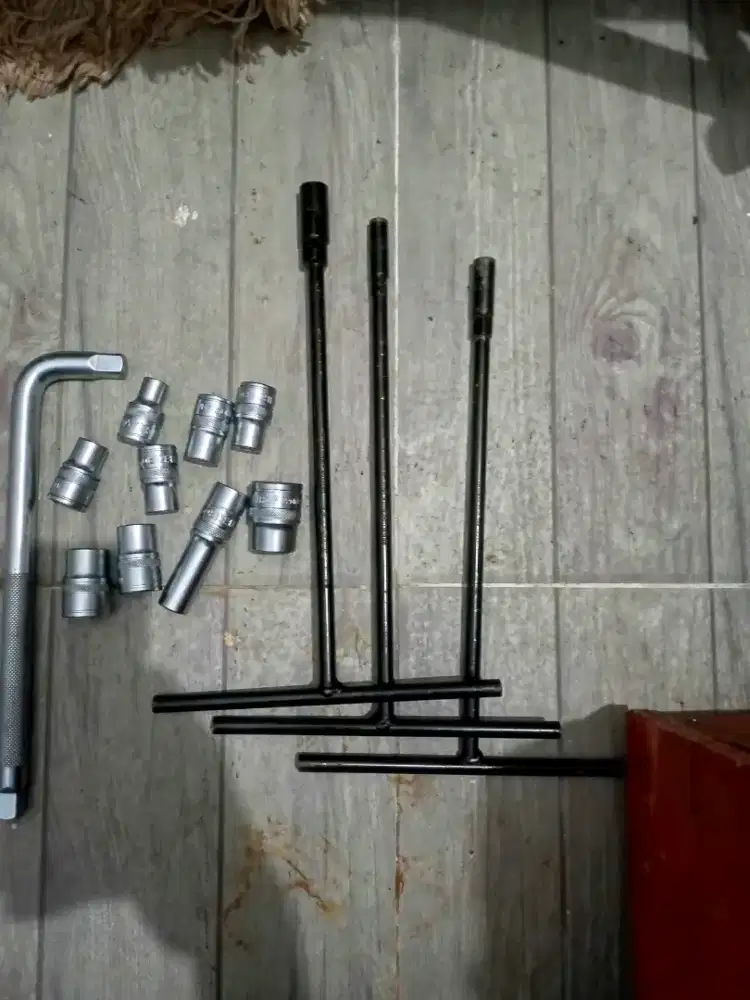 Kunci Shok dan kunci T