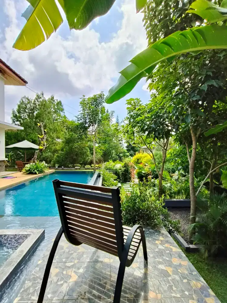 Disewakan villa 4 KT dengan pool dan fasilitas lengkap