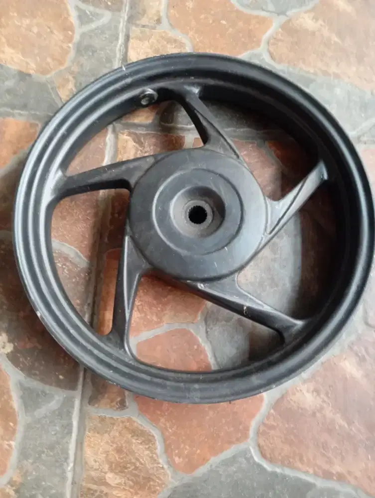 Velg  ori belakang beat vario scoopy 110cc