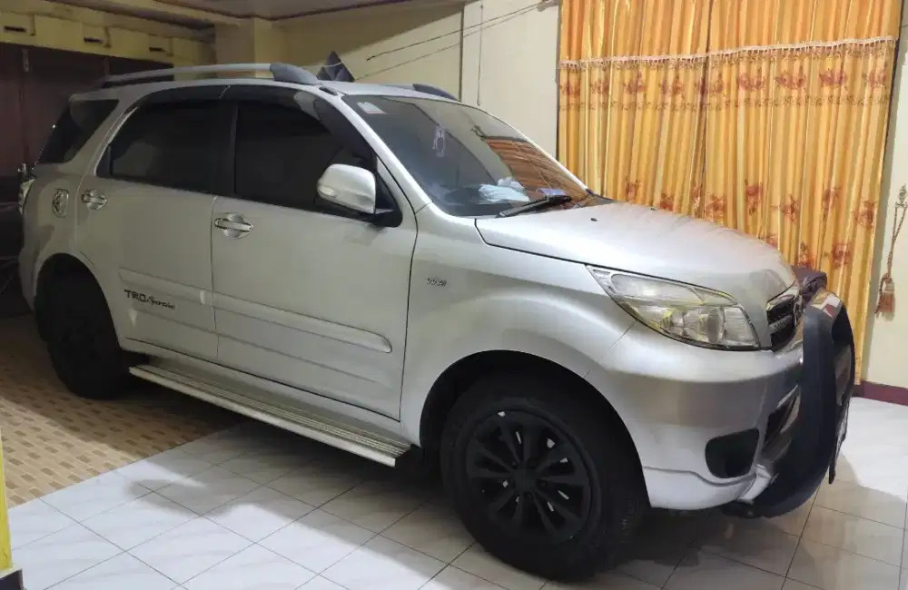 Daihatsu Terios XL manual