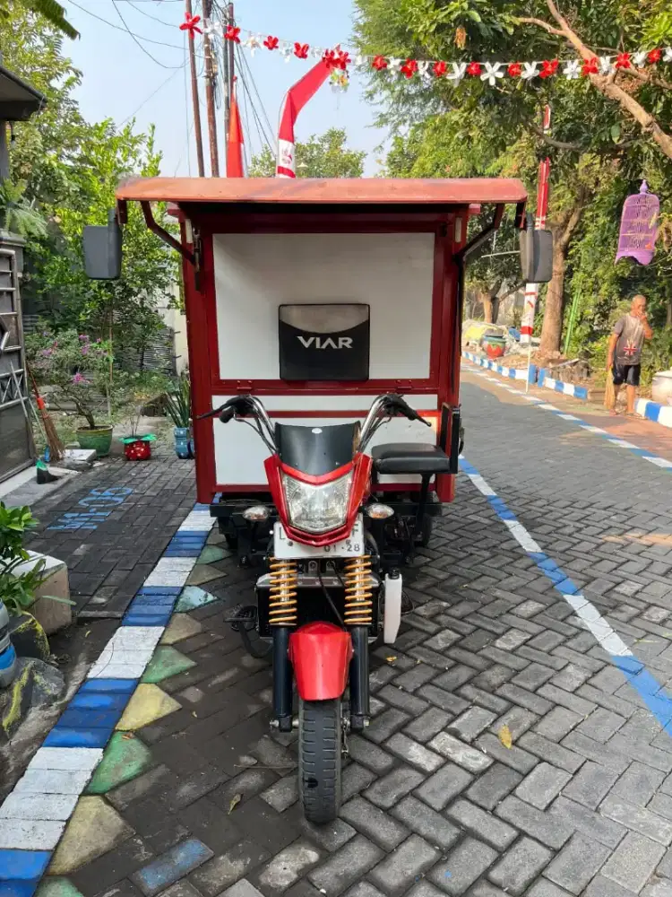 VIAR 2022 PEMAKAIAN 2023 150CC MODEL FOOD TRUCK (LIKE NEW CONDITION)