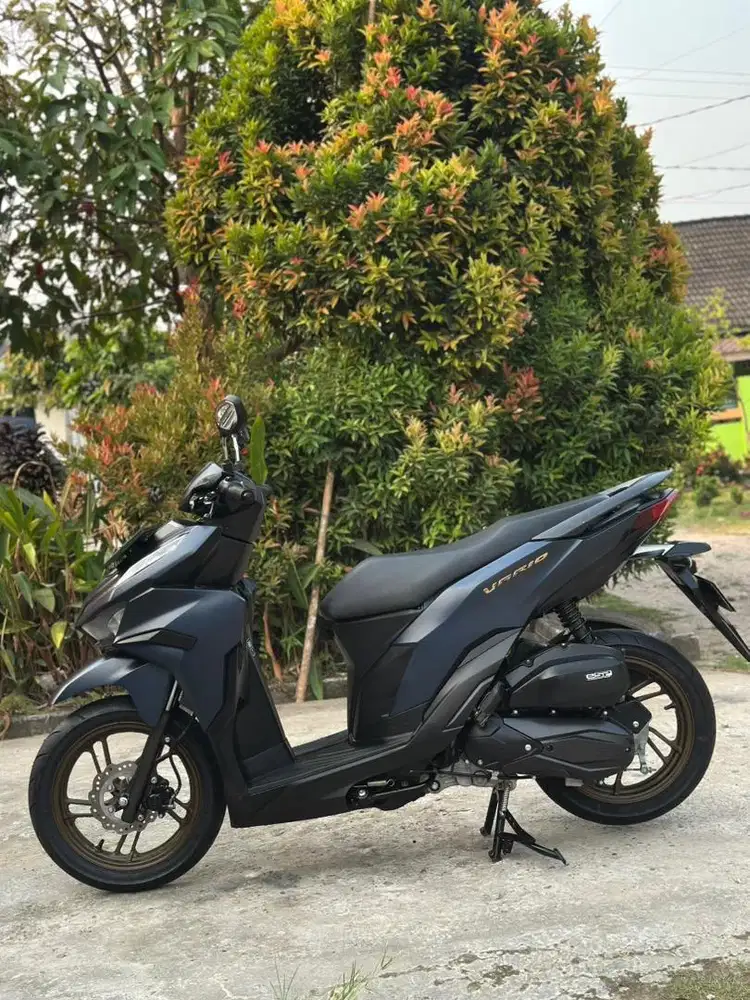VARIO 125 KEYLESS 2025 TYPE TERTINGGI KONDISI BAGUS TERAWAT SIAP PAKAI