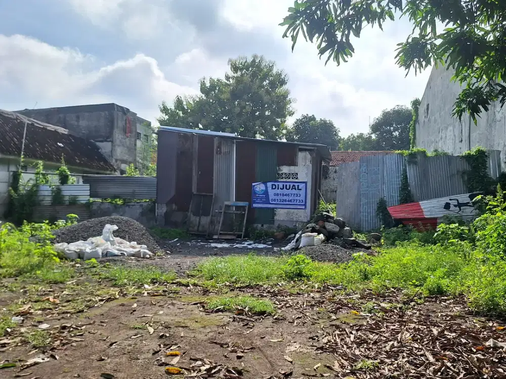 Tanah pekarangan Pakualam dekat Malioboro