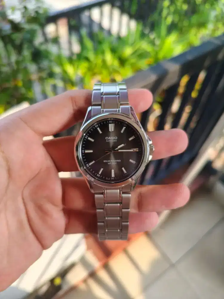 Like new!!! Casio Solar Sapphire Series MTS-RS100D
