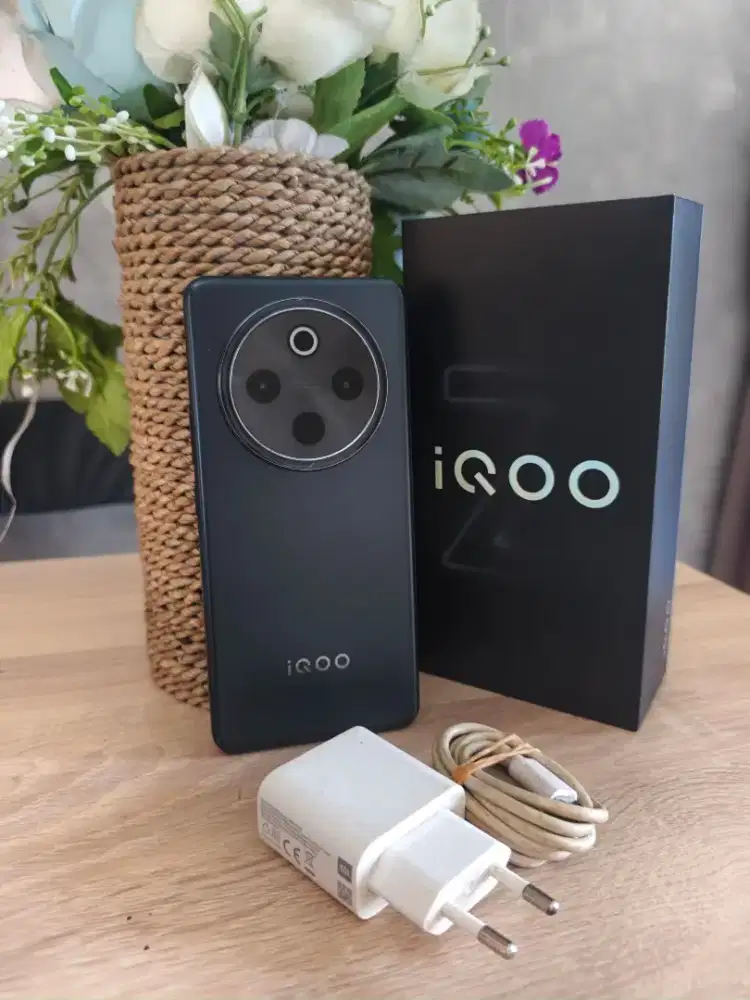 iQOO Z10 5G RAM 8GB / ROM 256GB Resmi Fullset