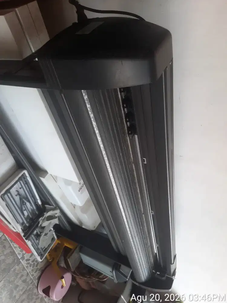 Mesin Cutting Sticker Jinka XL Pro 1351 (Lebar 1.3 Meter) Second