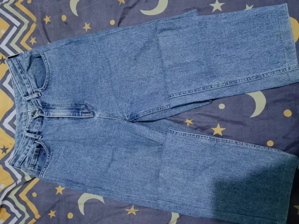 Preloved jeans biruuu