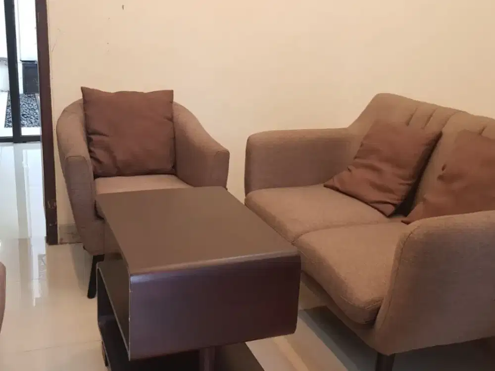 Dijual Rumah Nyaman Siap Huni Minimalis Lokasi di Cijawura Sekejati Buah Batu Bandung