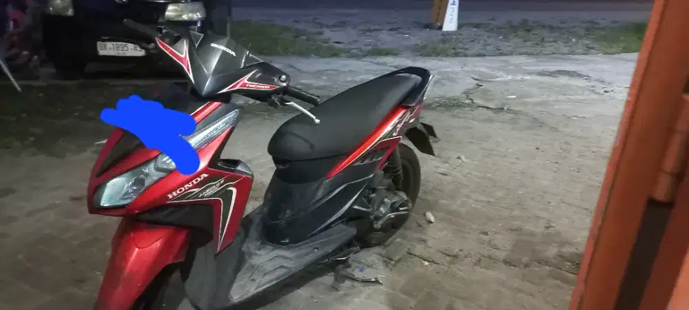 Honda Vario. Merah/Hitam 2010.