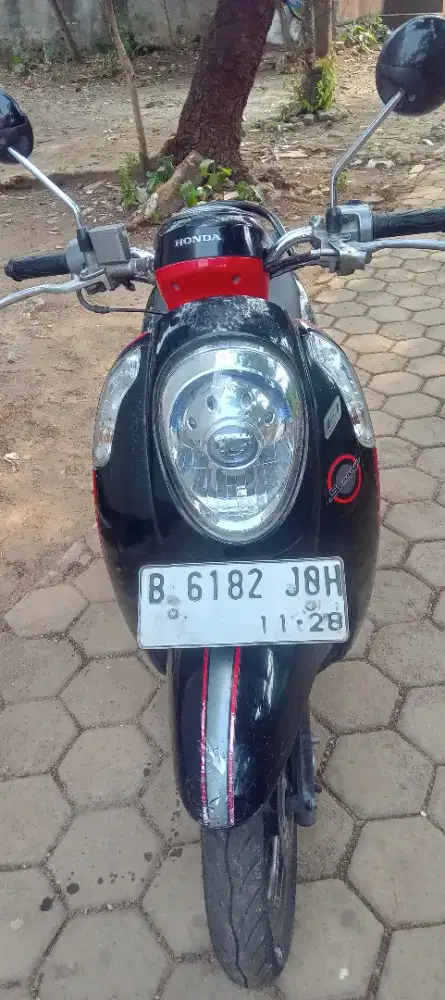 Di jual aja mtr seoopy ss lekap pjg hidup siyap pake ban dpn blng tebe