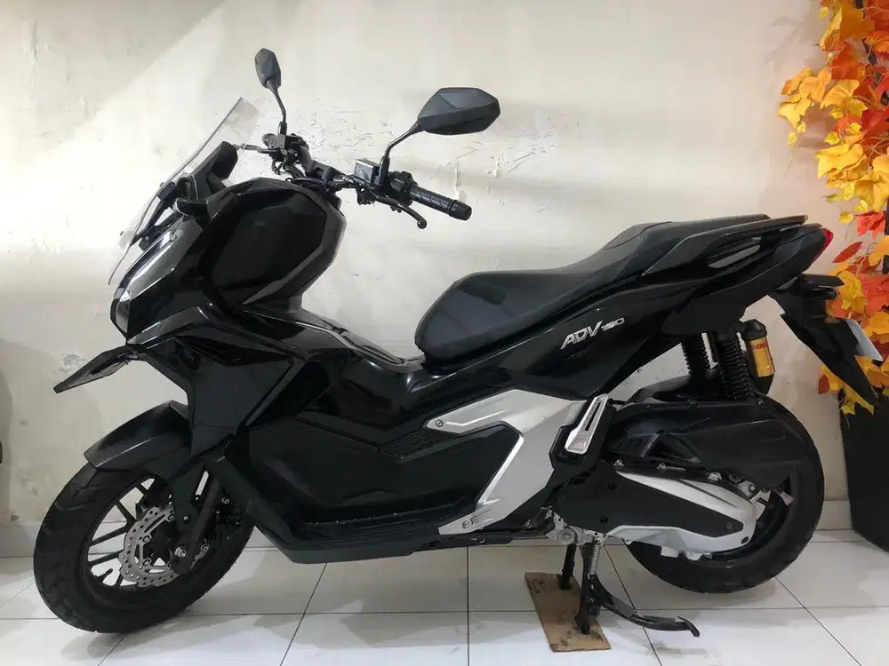 Honda ADV 160 CBS Th.2026 low km 1400 istumewa!!