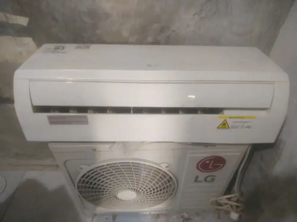 Ac LG ½ pk bekas+pipa ac 3m