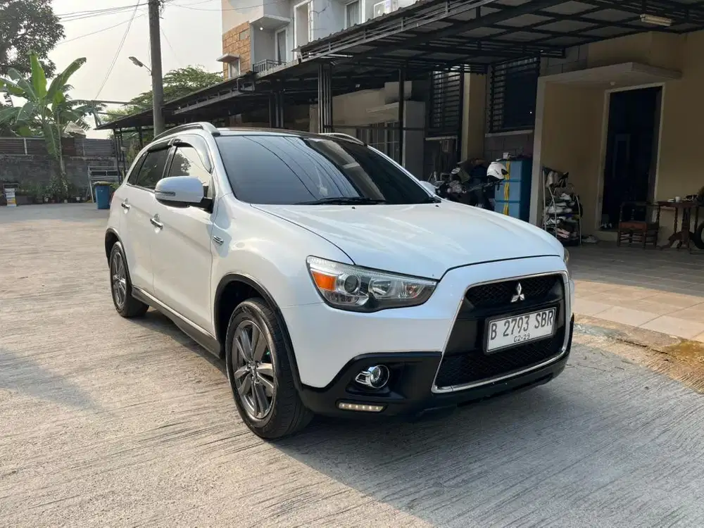 Outlander PX Limited 2014 Nik 2013