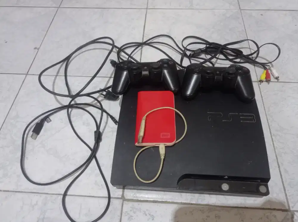 PS 3 Slim internal 160 GB Bonus 2 Stik + HDD External FULL GAME