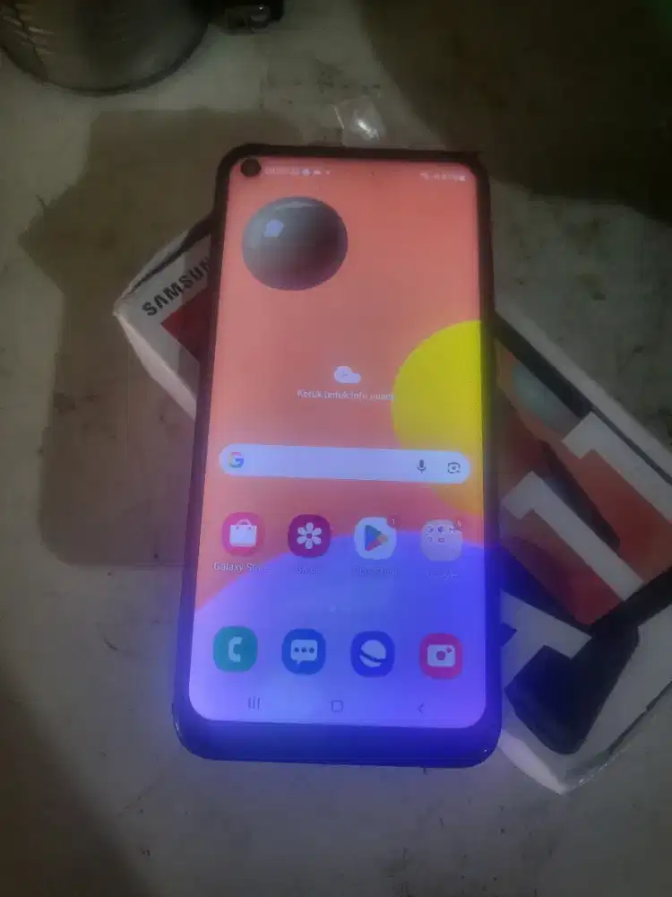 Samsung a11 3+4/32 unut dusbuk charger lokal