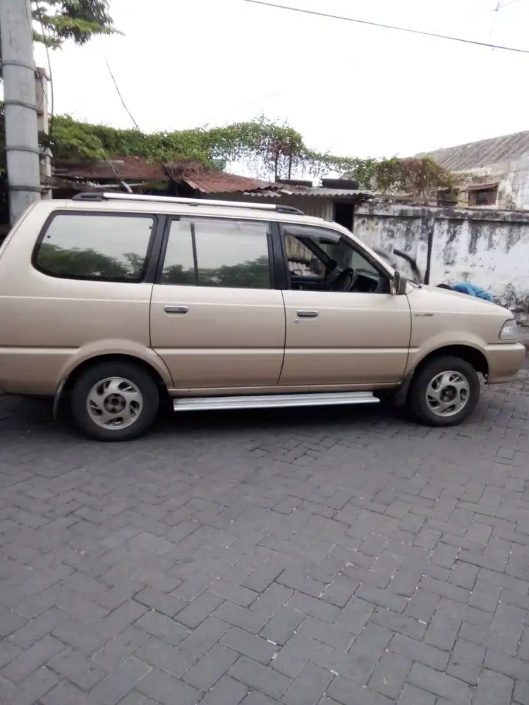 Dijual Kijang LGX 2002