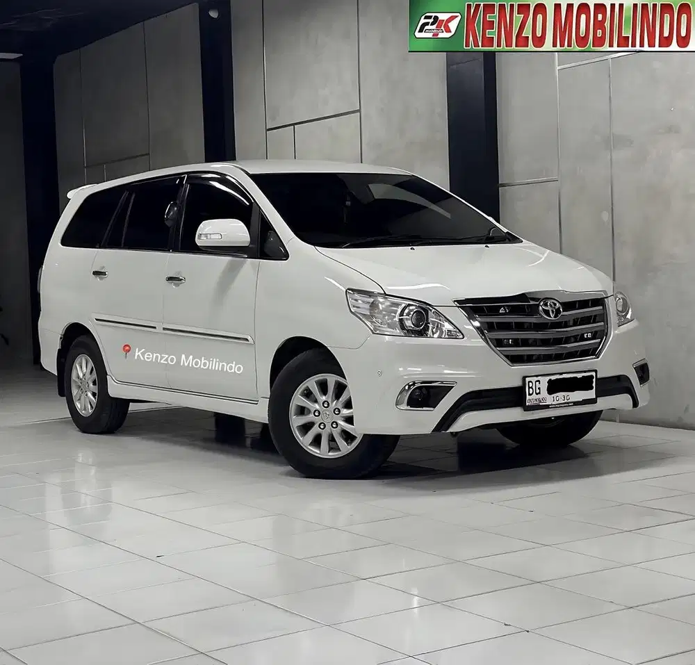 Innova Diesel 2,5 V AT 2014/2015 putih,km rendah 102rb super istimewah