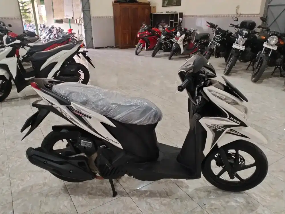 Honda Vario 125 old/kzr murah dan bagus