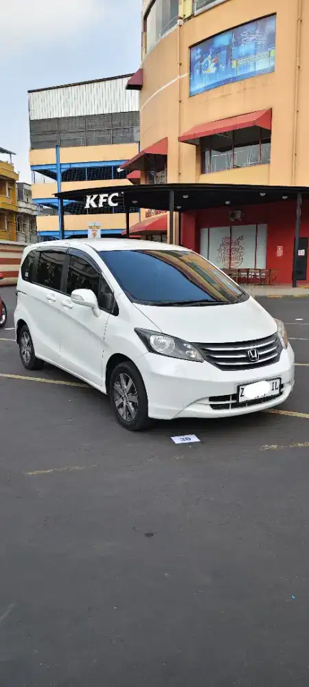 Jual mobil Honda freed