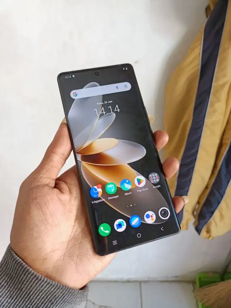 Jual/cri kmblian bnyk VIVO V27 5G(8/256) hp casan aja no minus