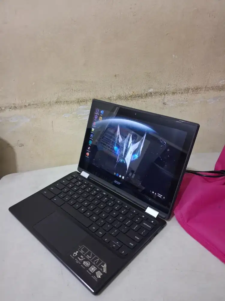 Laptop ACER chrome ada minus layar goyang dan kedip