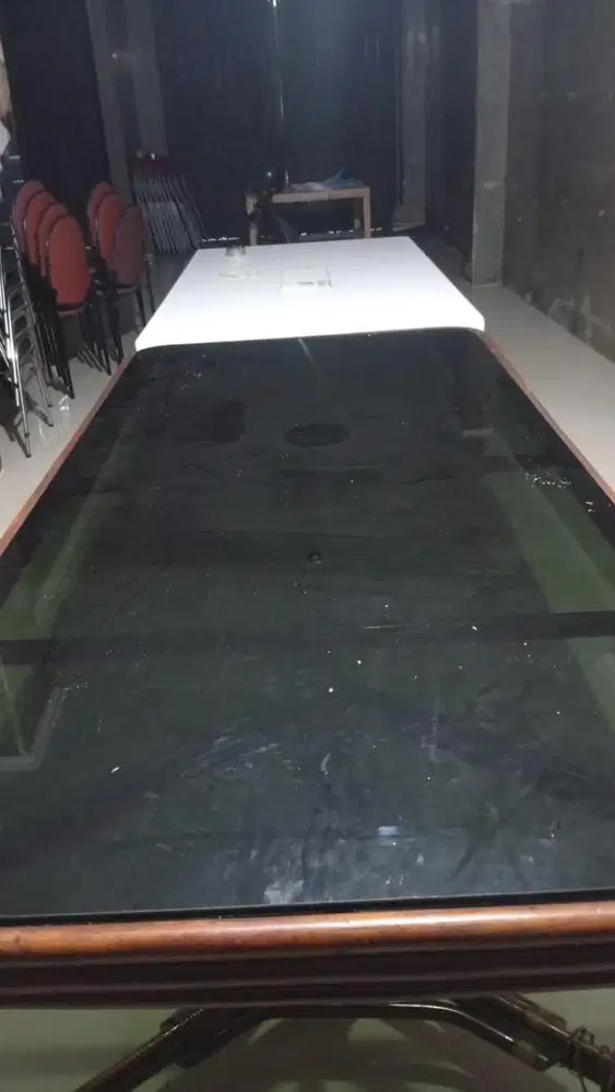 Meja Kaca kaki meja rotan panjang