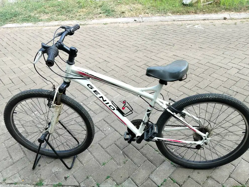 Jual sepeda Genio blaster. Frame alloy. 26 inch. Tinggal gowes