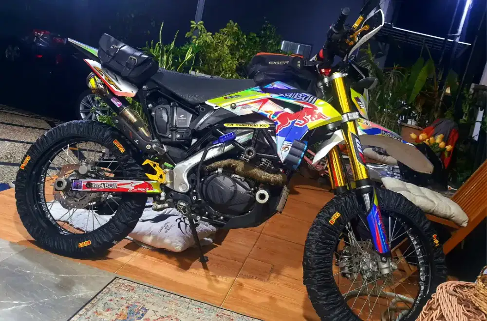 OVER KREDIT CRF150i KM.3000