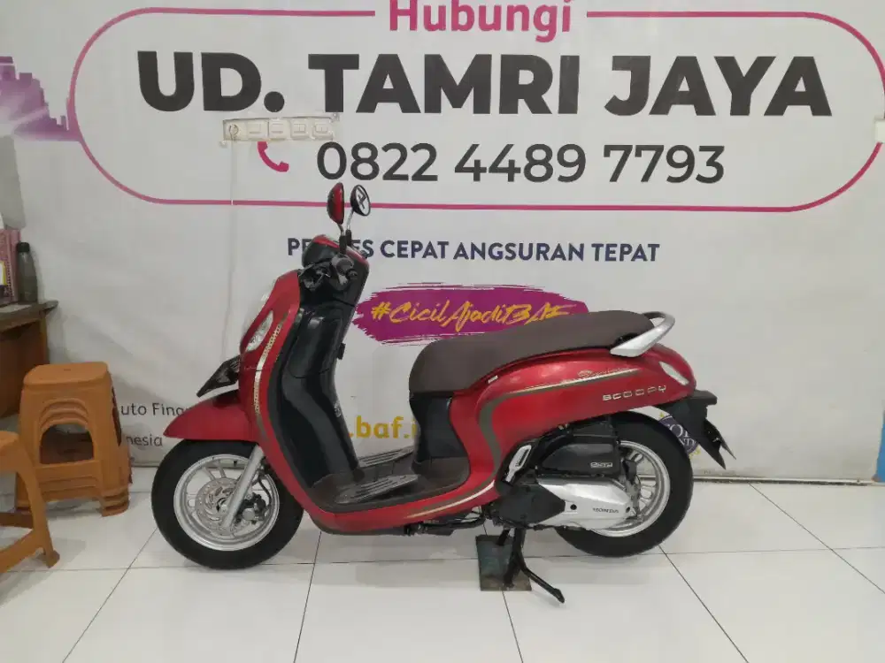 HONDA SCOOPY STYLISH 2022 MERAH