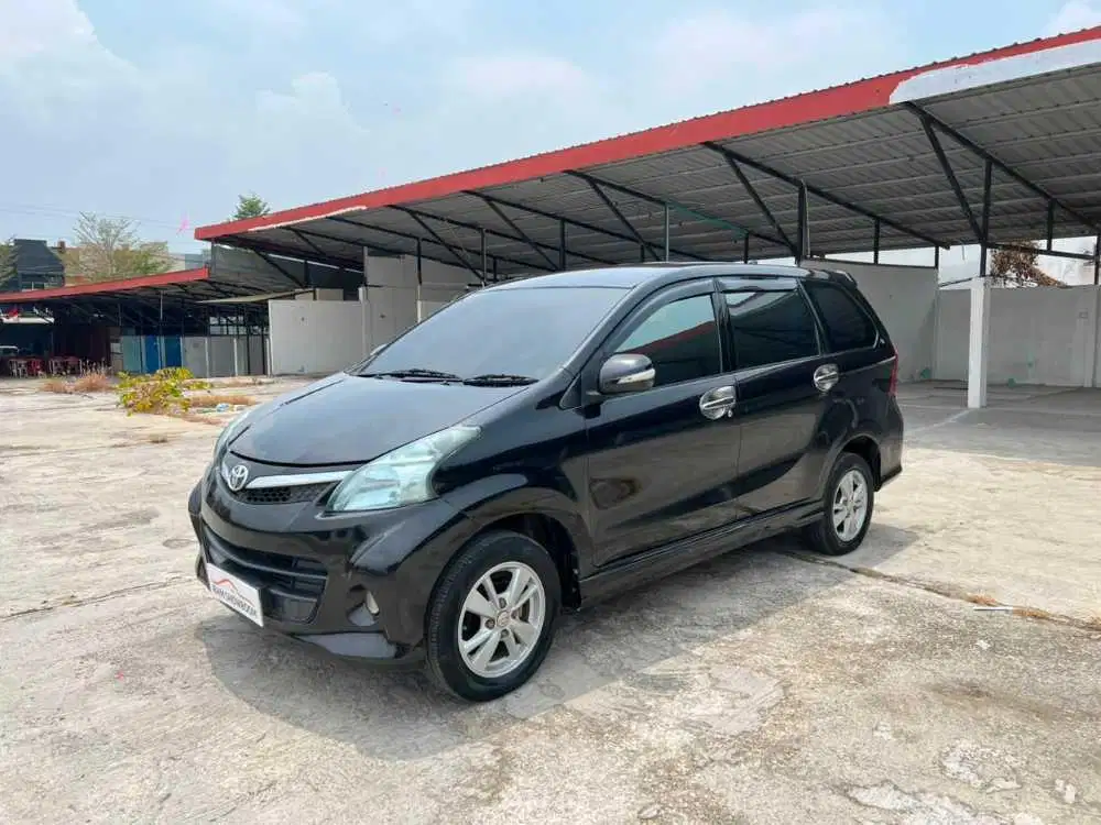 TOYOTA AVANZA VELOZ MT 2012