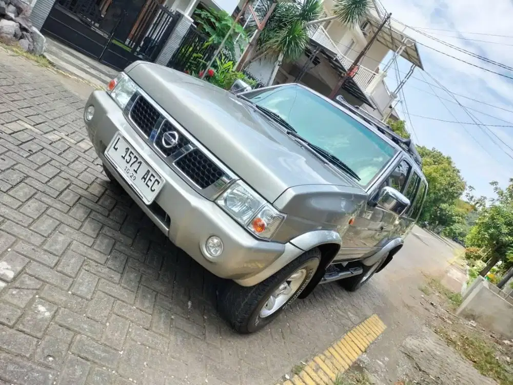 Nissan Terano Spirit 2.4 S1 Bensin Manual 2003 Super Istimewa