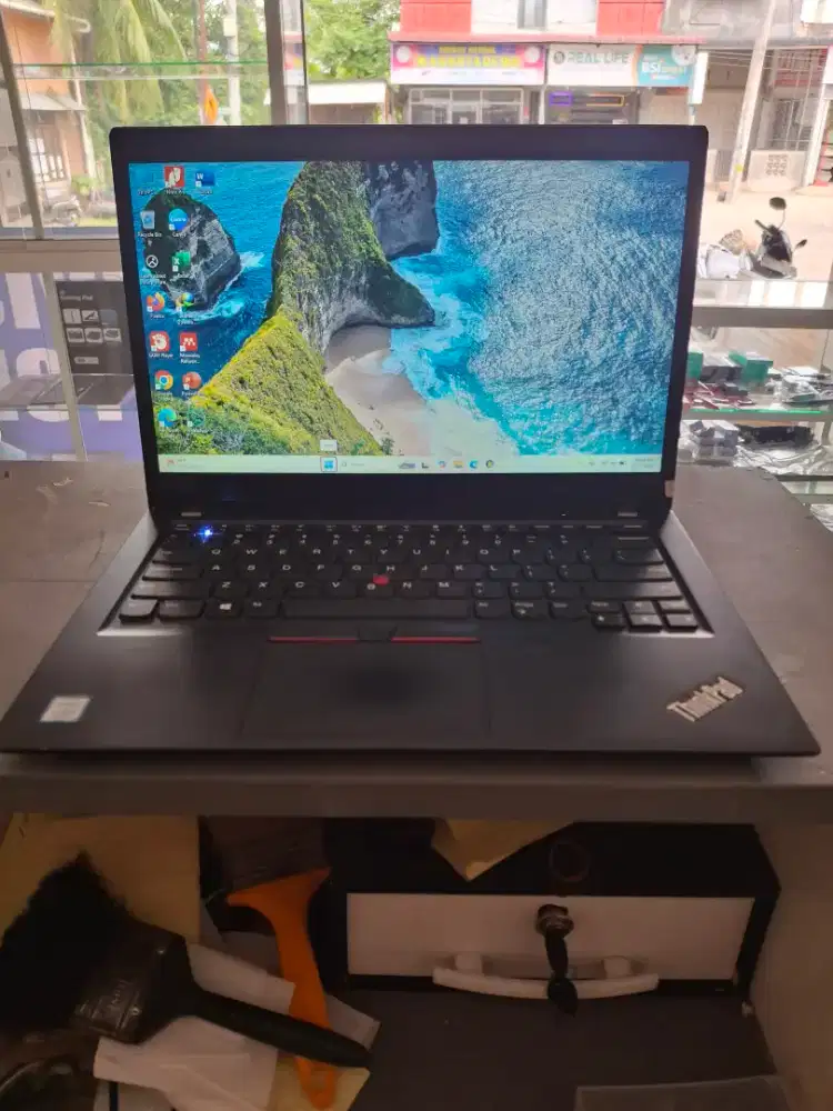 LAPTOP SECOND THINKPAD T490S CORE I5 GEN 8 RAM 16GB