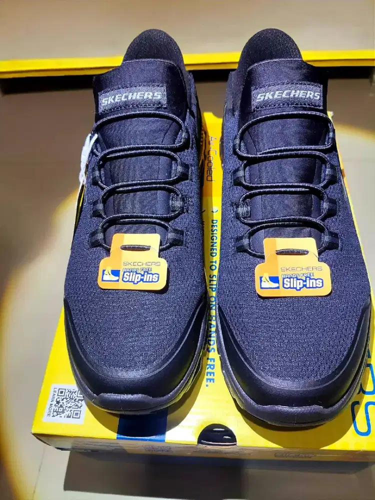 Sepatu SKECHERS Slip ins Glide step