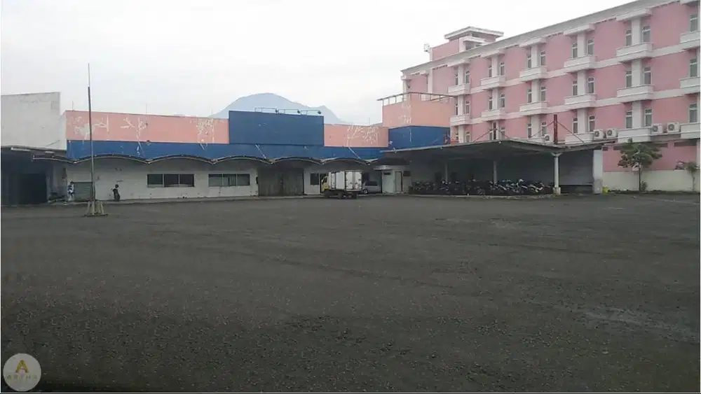 Jual Ex Gudang dan Kantor Mainroad Soekarno Hatta Super Strategis