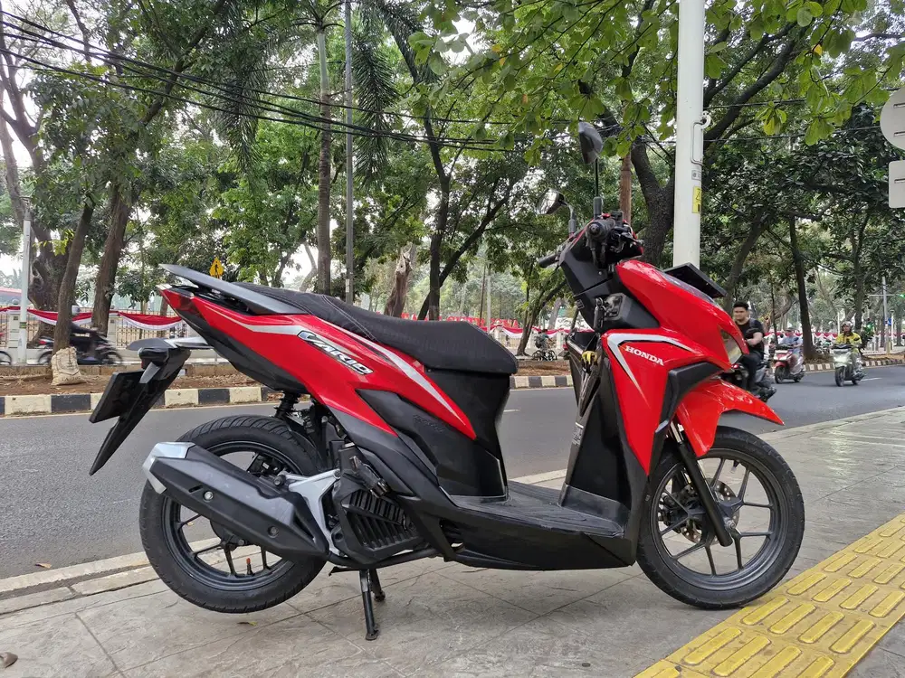DIJUAL CASH NEW HONDA VARIO 125 ESP CBS FI THN 2019 PJK IDUP