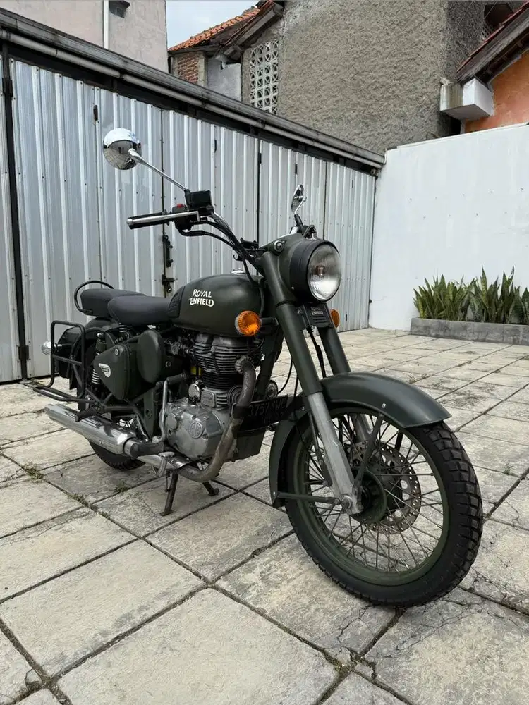 Royal Enfield Classic 500