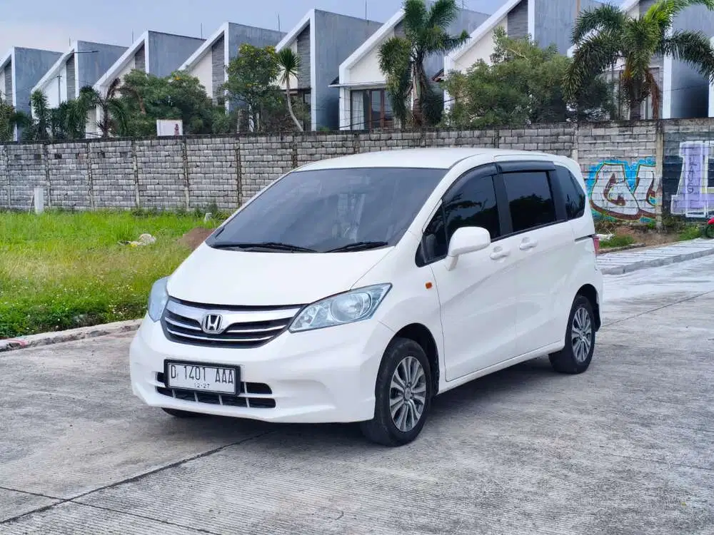 Honda Freed 2012 Bensin