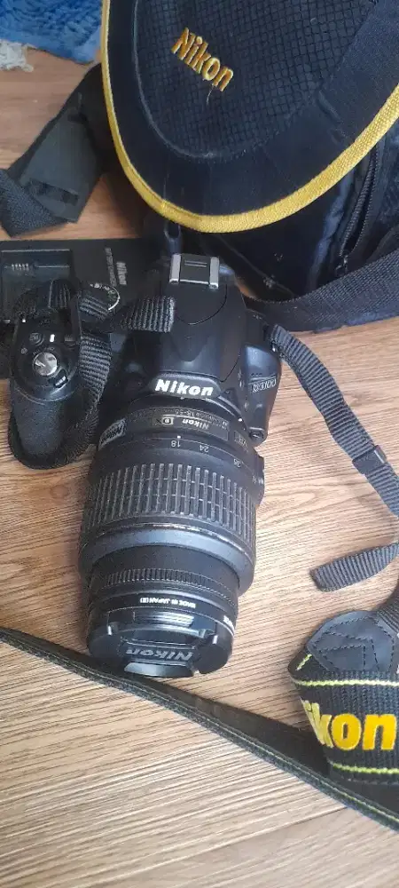Kamera Nikon D3100