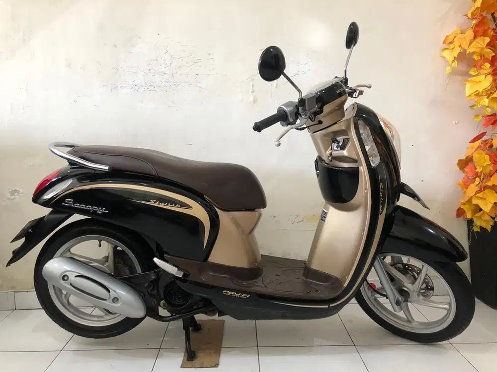 Honda Scoopy Fi Th.2014 Stylish hitam coklat!!