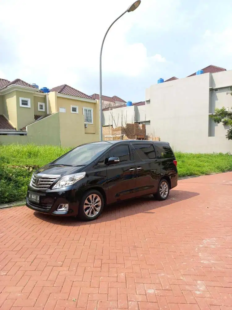 Toyota Alphard 2012 Bensin